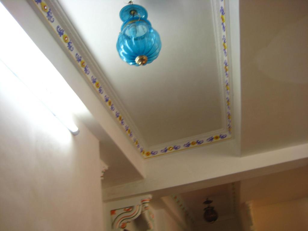 Hotel Girnar 4*