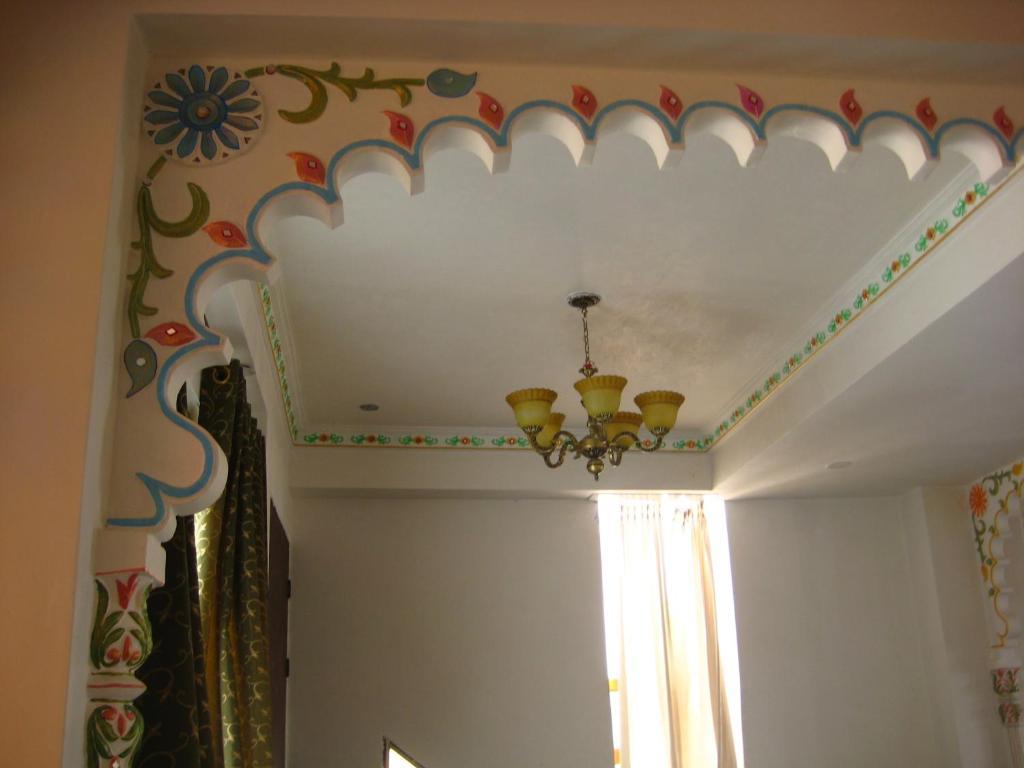 Girnar 4*