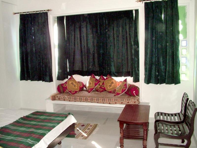 Girnar Udaipur